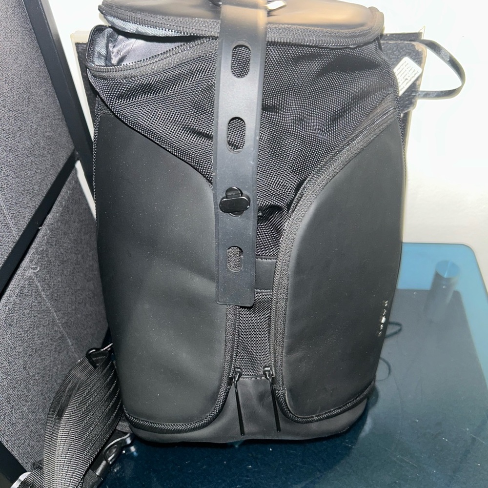 Stylish Black Men's Backpack
